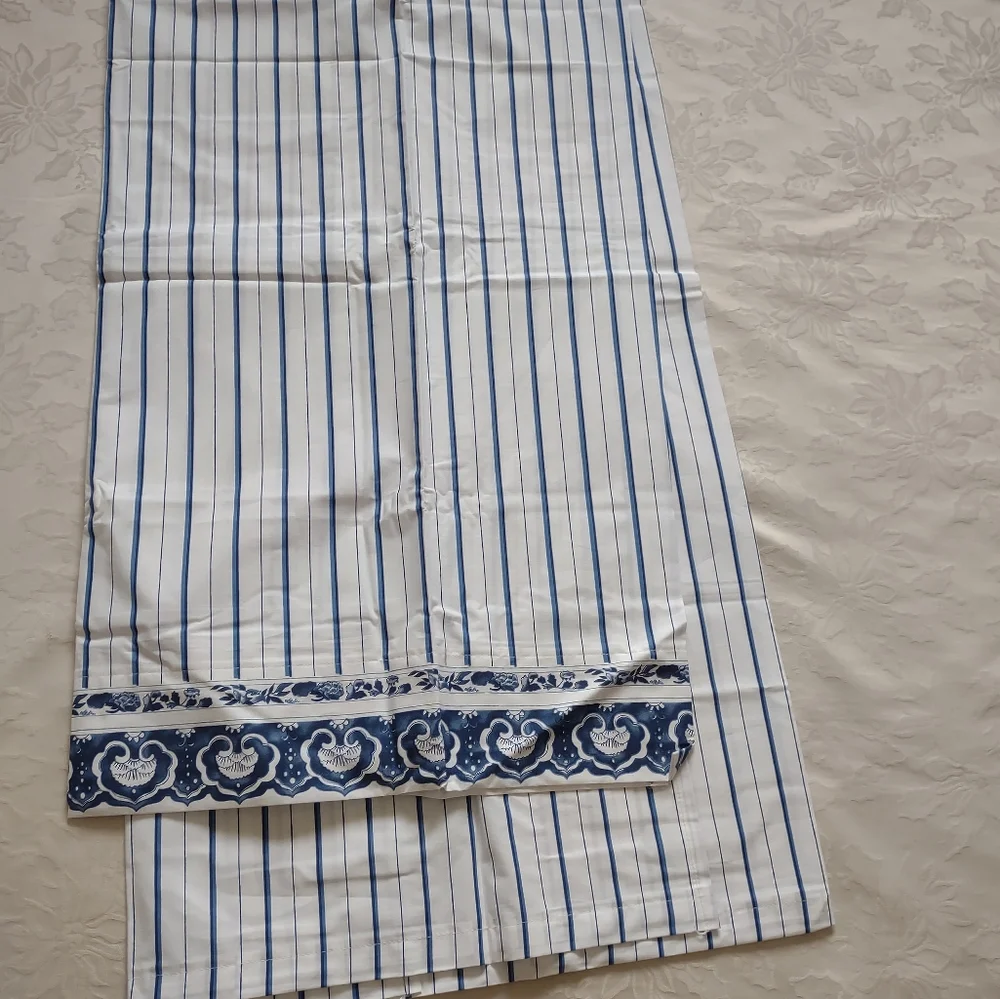 New 🆕 Ralph Lauren Blue White Porcelain Medallion Striped Cotton Flat Sheet